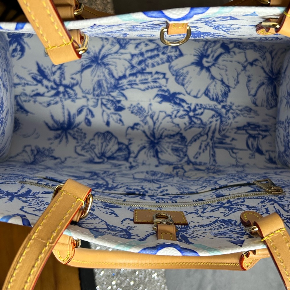 Louis Vuitton By The Pool On The Go MM Tote and Zippy Wallet Lagoon Blue Set - Picture 7 of 16